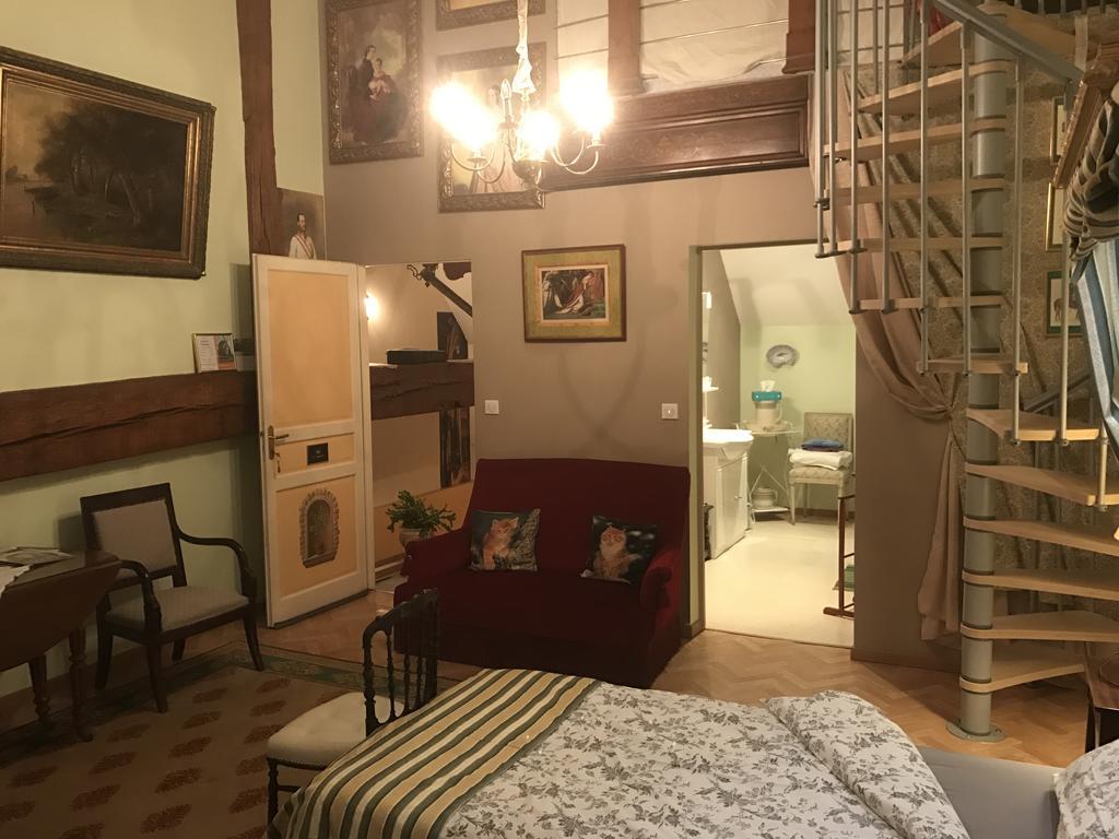 Residence La Beauceronne Ouarville Екстер'єр фото