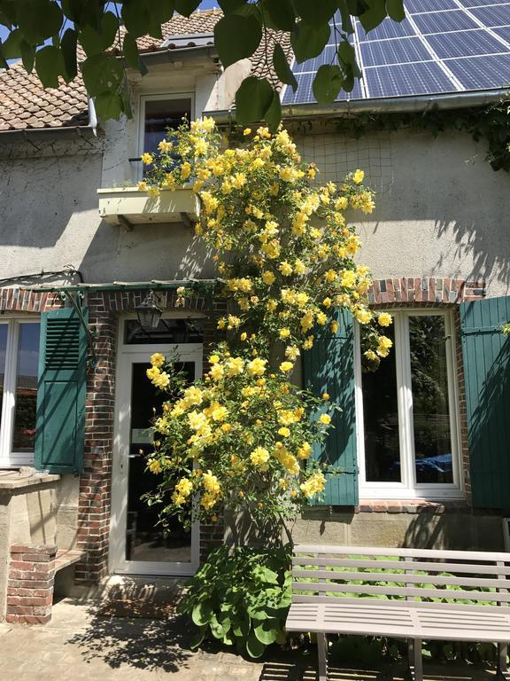 Residence La Beauceronne Ouarville Екстер'єр фото