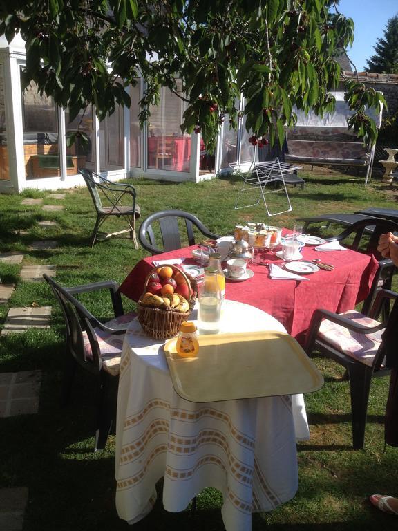 Residence La Beauceronne Ouarville Екстер'єр фото